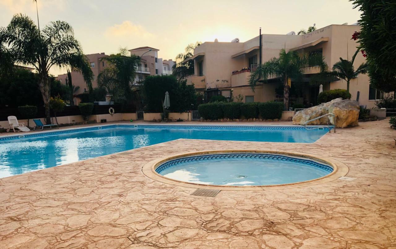 Private Apartment At Aristo Universe III With Pool Paphos Exterior photo